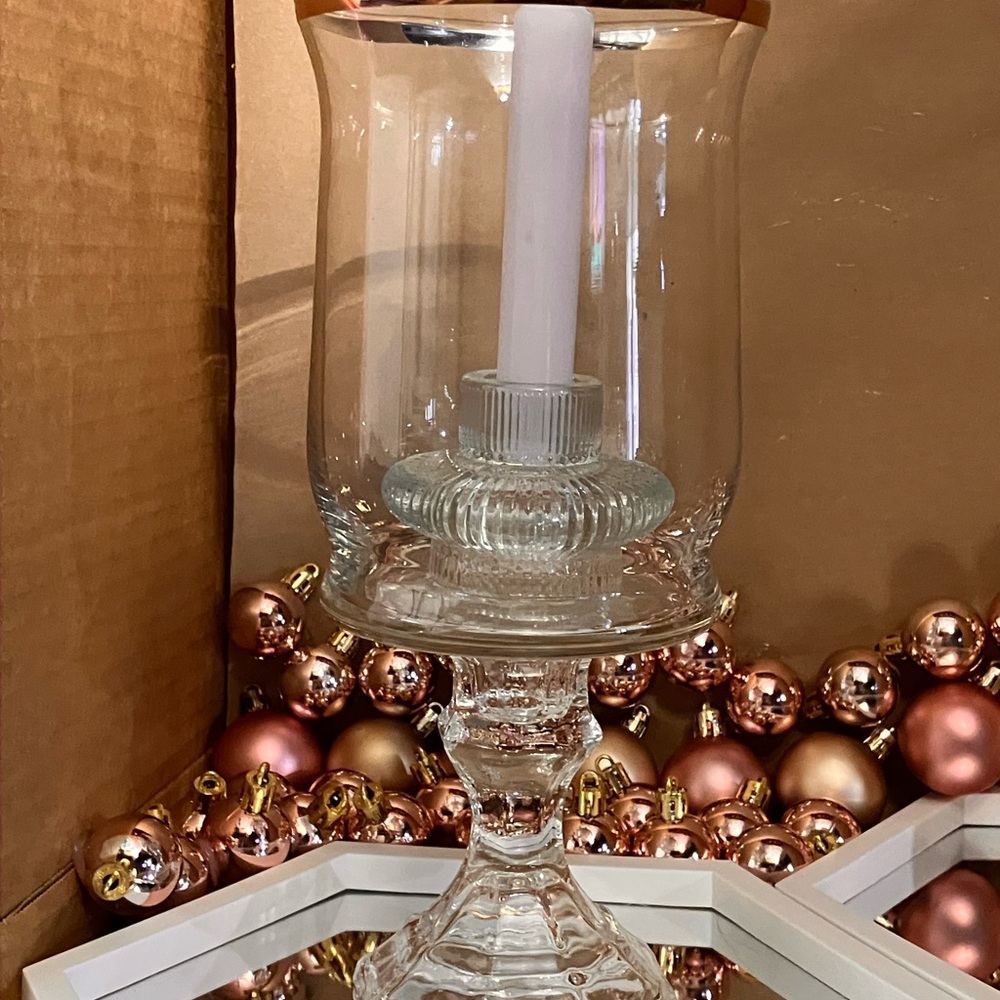 Handmade Elegant Glass Candle Holder with Gold Rim - Picture 2 of 3